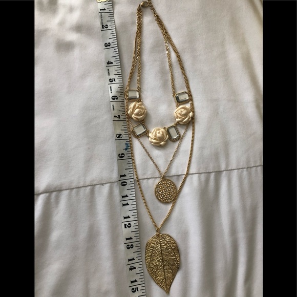 3 tiered unique conversation necklace - Picture 6 of 7